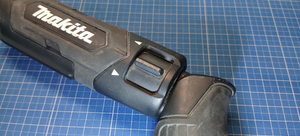 マキタ TD022D の打撃強さ調整スイッチ